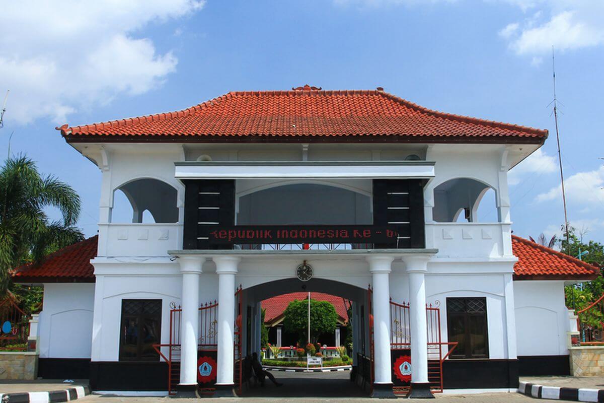 Jasa Penerjemah Tersumpah di Brebes | Resmi dan Cepat